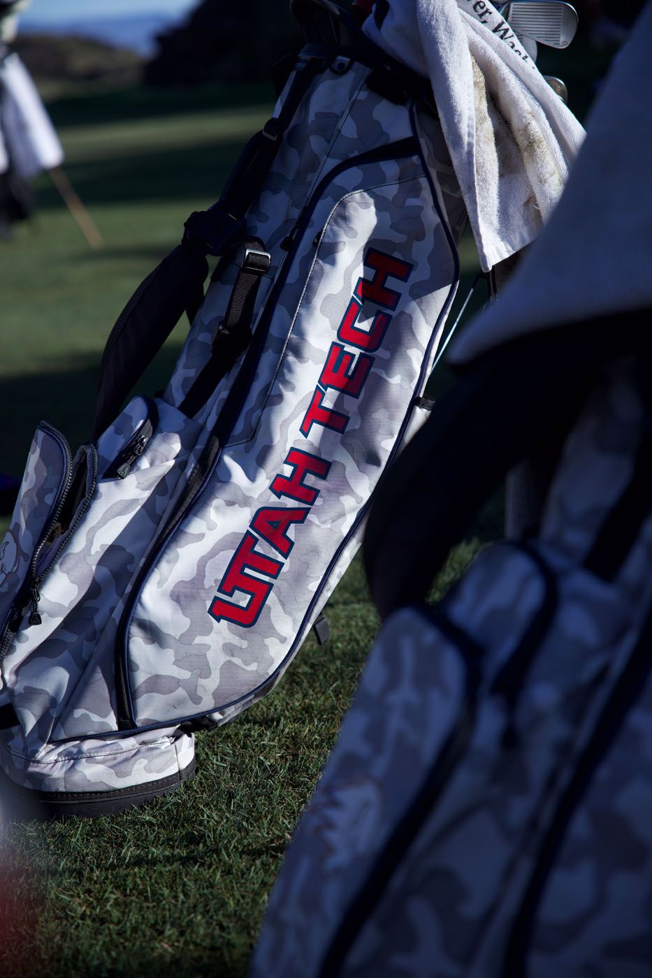 A golf bag on a course in Scottsdale, AZ.