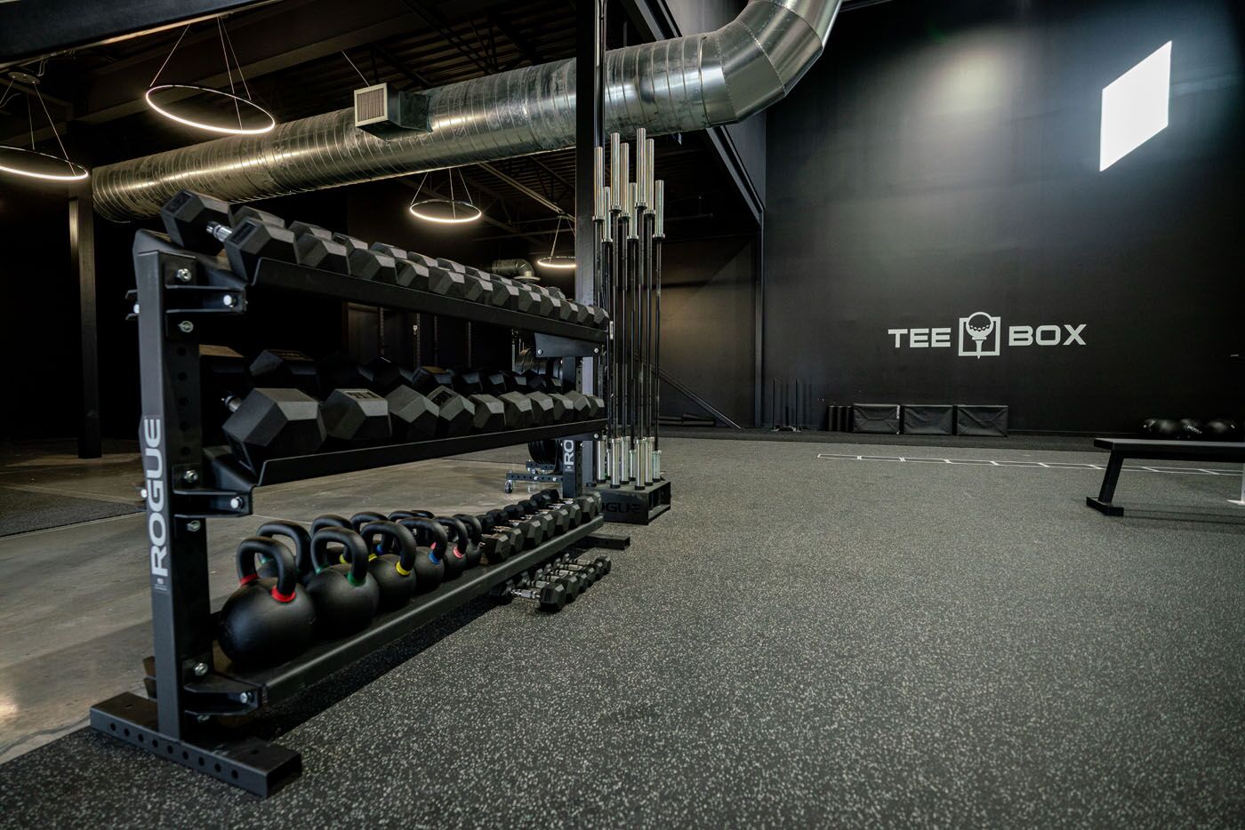 An image of the Tee Box Fort Lauderdale golf fitness gym.